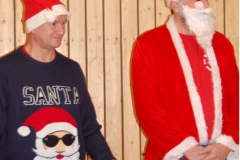 13_Weihnachtsmaenner
